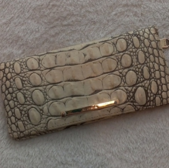 Brahmin Handbags - Brahmin Ady Wallet in Alabaster Leather/Crocodile Embossed